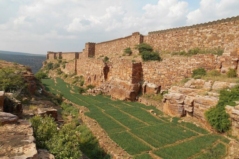 Gandikota Fort: Exploring the Historical Gem of Andhra Pradesh